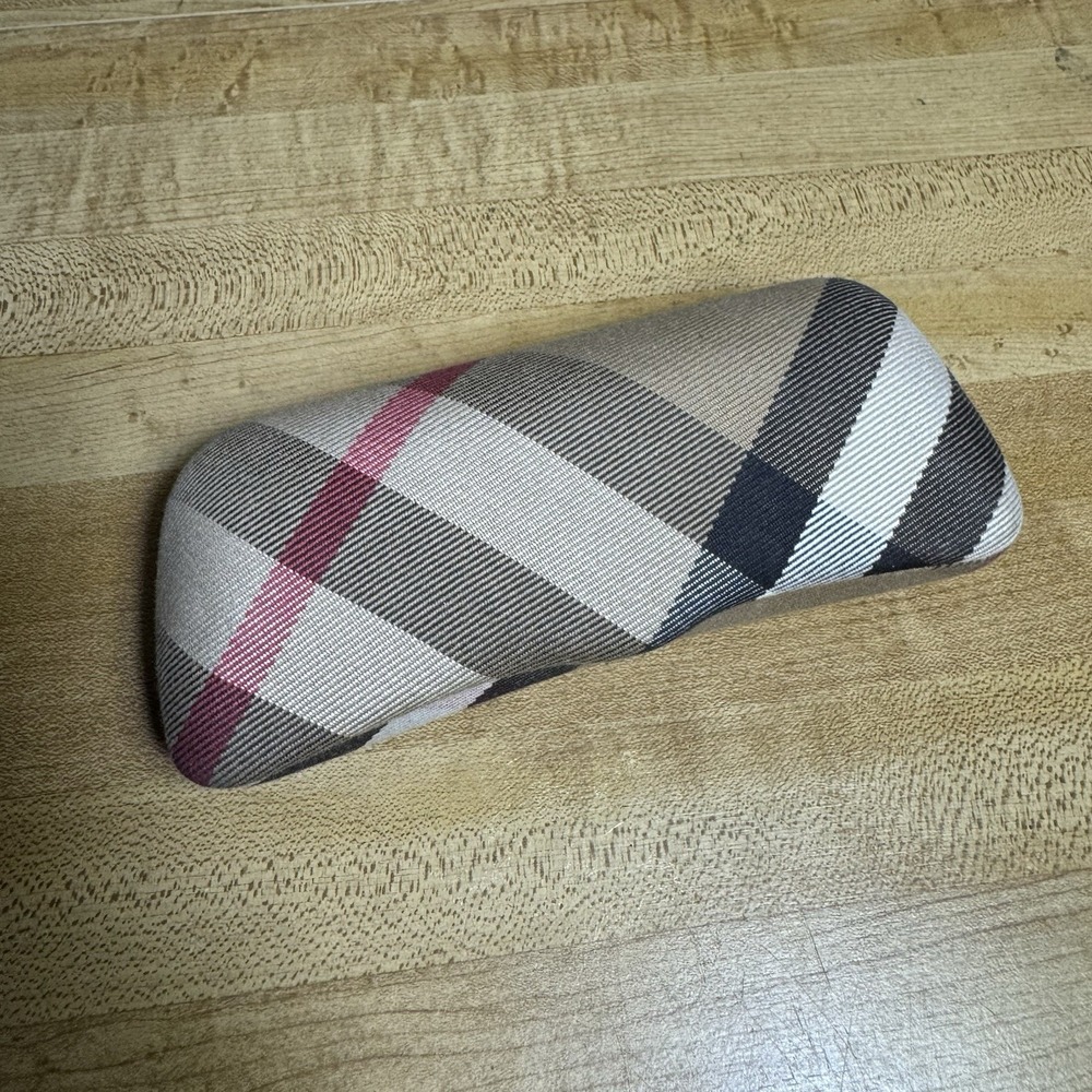 Burberry Hard Eye Glasses Case Classic Plaid Made in Italy Clamshell